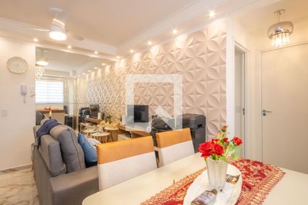 Sala e Cozinha de apartamento à venda com 2 quartos, 40m² em Santa Maria, Osasco