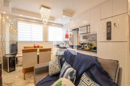 Sala e Cozinha de apartamento à venda com 2 quartos, 40m² em Santa Maria, Osasco