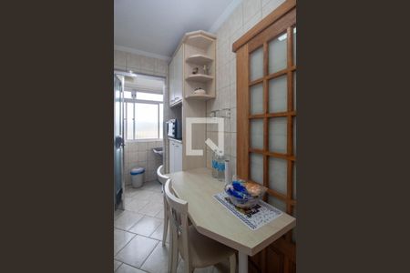 Cozinha de apartamento à venda com 2 quartos, 57m² em Tristeza, Porto Alegre