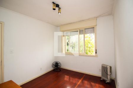 Quarto 2 de apartamento à venda com 2 quartos, 61m² em Medianeira, Porto Alegre