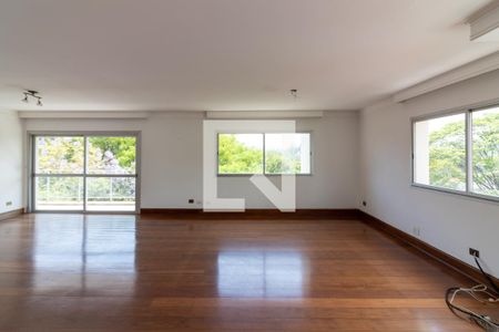 Sala de apartamento à venda com 4 quartos, 237m² em Vila Nova Conceição, São Paulo