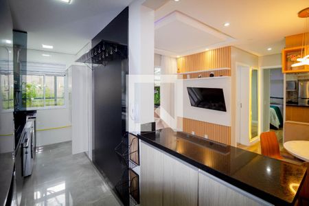 Cozinha de apartamento à venda com 2 quartos, 70m² em Vila Ivone, São Paulo