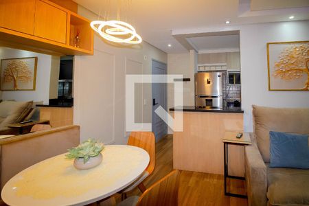 Sala de apartamento à venda com 2 quartos, 70m² em Vila Ivone, São Paulo