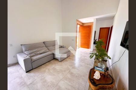 Sala de TV de casa de condomínio para alugar com 4 quartos, 186m² em São João do Rio Vermelho, Florianópolis