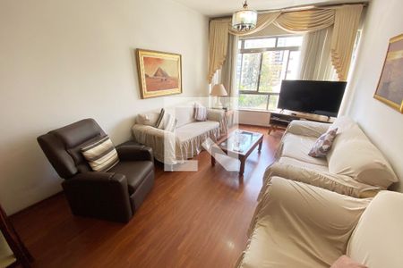 Sala de estar de apartamento para alugar com 2 quartos, 120m² em Vila Mariana, São Paulo