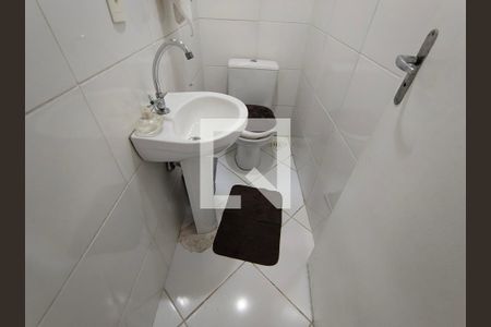 Lavabo de casa de condomínio à venda com 3 quartos, 120m² em Jacarepaguá, Rio de Janeiro