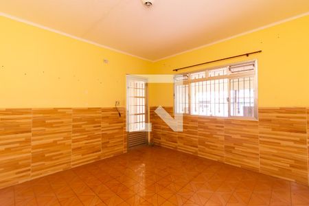 Sala de casa à venda com 3 quartos, 125m² em Sítio Pinheirinho, São Paulo