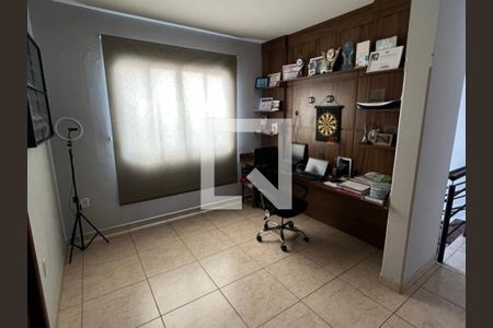 Escritório de casa à venda com 3 quartos, 160m² em Medeiros, Jundiaí