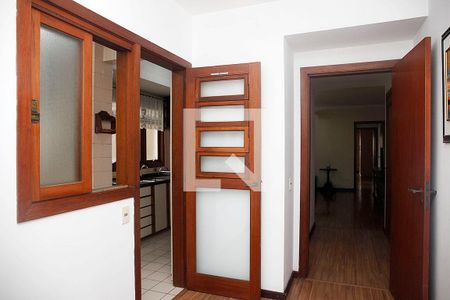 Escritório de apartamento para alugar com 3 quartos, 112m² em Santana, Porto Alegre