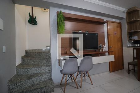 Sala de apartamento à venda com 2 quartos, 92m² em Vila Eldizia, Santo André