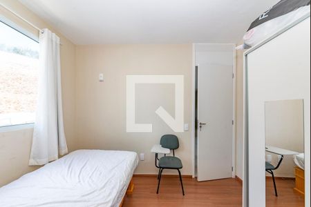 Quarto 2 de apartamento para alugar com 2 quartos, 46m² em Buritis, Belo Horizonte