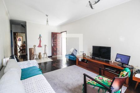 Sala de casa à venda com 4 quartos, 220m² em Vila Espanhola, São Paulo