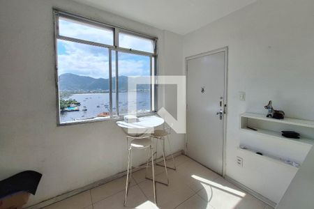Sala de apartamento para alugar com 1 quarto, 50m² em São Francisco, Niterói