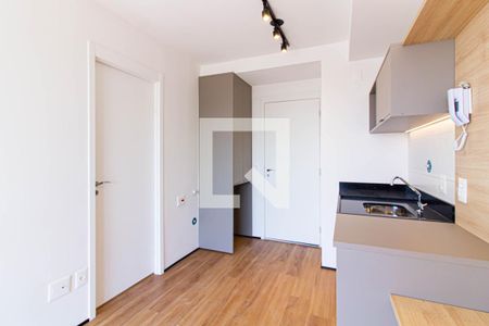 Sala/Cozinha de apartamento para alugar com 1 quarto, 32m² em Vila Pompéia, São Paulo
