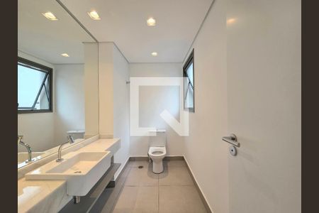 Lavabo de apartamento para alugar com 2 quartos, 140m² em Vila Nova Conceição, São Paulo