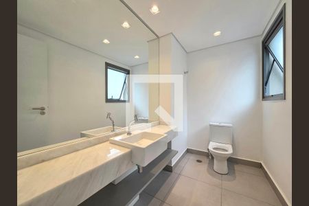 Lavabo de apartamento para alugar com 2 quartos, 140m² em Vila Nova Conceição, São Paulo