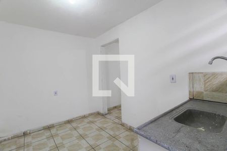 Sala/Cozinha de casa para alugar com 1 quarto, 28m² em Aricanduva, São Paulo