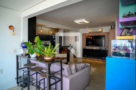 Sala de apartamento à venda com 2 quartos, 94m² em Vila Brasilio Machado, São Paulo