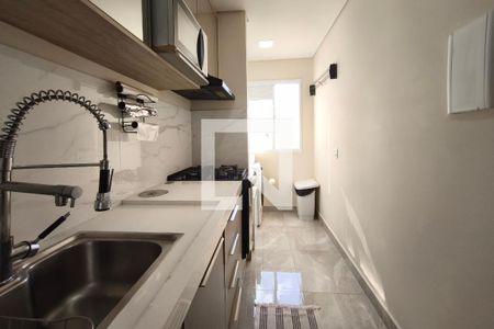 Cozinha de apartamento à venda com 2 quartos, 50m² em Jardim do Lago Continuacao, Campinas