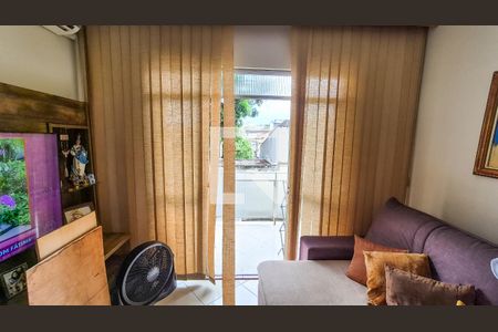 Sala de apartamento à venda com 3 quartos, 103m² em Olaria, Rio de Janeiro