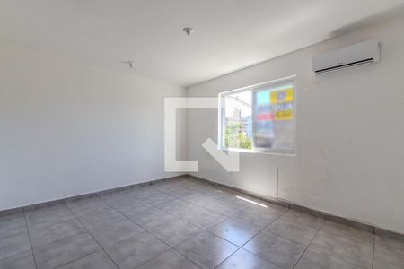 Sala/Quarto de kitnet/studio para alugar com 1 quarto, 50m² em Cavalhada, Porto Alegre