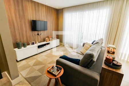 Sala 1 de casa de condomínio para alugar com 4 quartos, 126m² em Jardim Monte Kemel, São Paulo