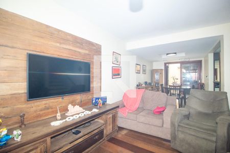 Sala de casa à venda com 4 quartos, 176m² em Tristeza, Porto Alegre