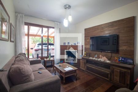 Sala de casa à venda com 4 quartos, 176m² em Tristeza, Porto Alegre