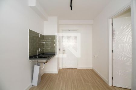 Sala e Cozinha de apartamento para alugar com 1 quarto, 32m² em Pinheiros, São Paulo