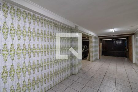 Garagem de casa à venda com 3 quartos, 182m² em Vila Herminia, Guarulhos