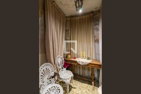 Hall de Entrada de casa à venda com 3 quartos, 182m² em Vila Herminia, Guarulhos