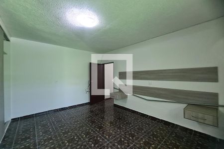 Quarto de casa para alugar com 3 quartos, 160m² em Vila Antonieta, São Paulo