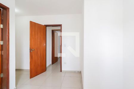 Suíte 1 de casa de condomínio para alugar com 2 quartos, 64m² em Jardim Redil, São Paulo