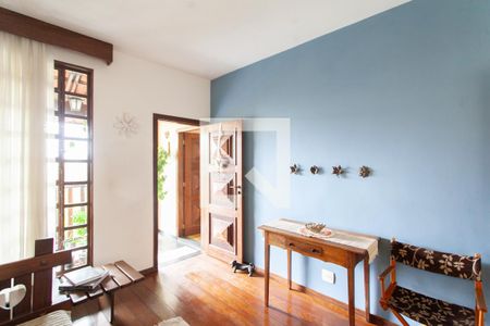 Sala 1 de apartamento à venda com 3 quartos, 120m² em Planalto, Belo Horizonte