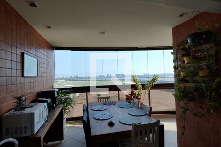 Sala de apartamento para alugar com 3 quartos, 142m² em Barra Olímpica, Rio de Janeiro