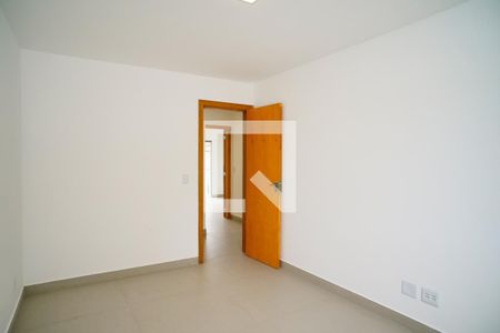 Quarto 1 de casa à venda com 3 quartos, 130m² em Piratininga, Niterói