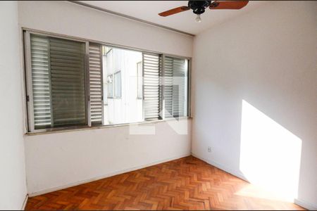 Quarto 1 de apartamento à venda com 4 quartos, 160m² em Tijuca, Rio de Janeiro