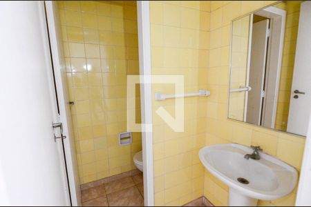 Lavabo de apartamento à venda com 4 quartos, 160m² em Tijuca, Rio de Janeiro