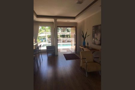 Casa à venda com 4 quartos, 700m² em Vila Alvorada, Jundiaí