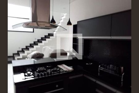 Casa à venda com 3 quartos, 300m² em Vale Azul, Jundiaí