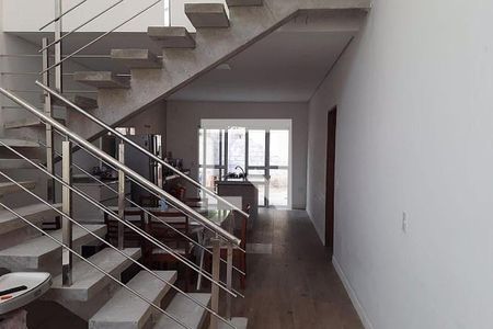Casa à venda com 2 quartos, 132m² em Gramadão, Jundiaí