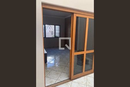 Casa à venda com 3 quartos, 210m² em Moisés, Jundiaí