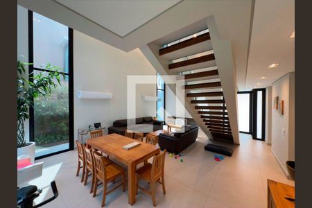 Casa à venda com 3 quartos, 293m² em Marco Leite, Jundiaí