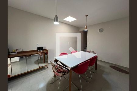 Casa à venda com 2 quartos, 166m² em Centro, Jundiaí