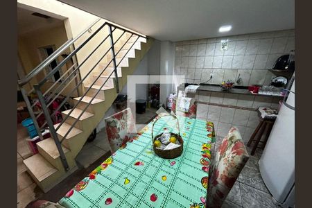 Casa à venda com 4 quartos, 159m² em Setor Industrial, Jundiaí