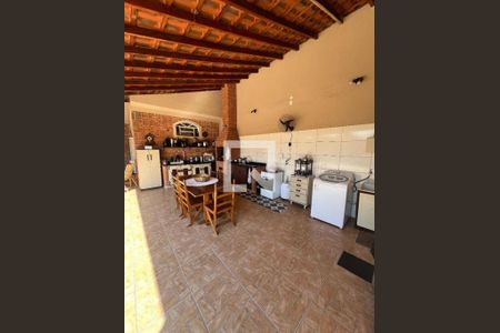 Casa à venda com 2 quartos, 183m² em Vila das Hortencias, Jundiaí