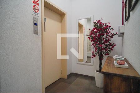 Hall de entrada de apartamento à venda com 2 quartos, 56m² em Ideal, Novo Hamburgo