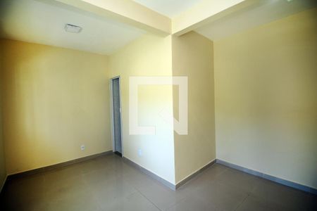 Suíte de casa para alugar com 2 quartos, 110m² em Olaria, Rio de Janeiro