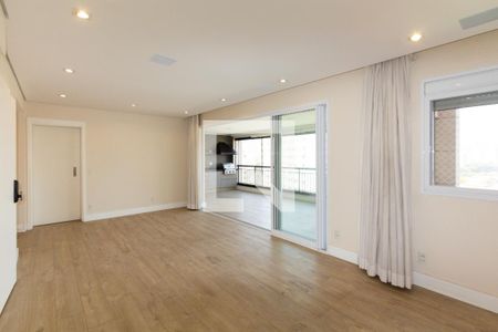 Sala de apartamento à venda com 3 quartos, 134m² em Vila Olímpia, São Paulo