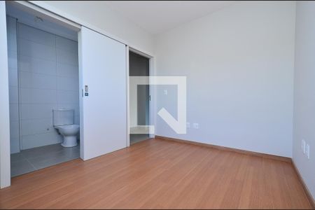 Suite 1 de apartamento à venda com 2 quartos, 61m² em Ipiranga, Belo Horizonte